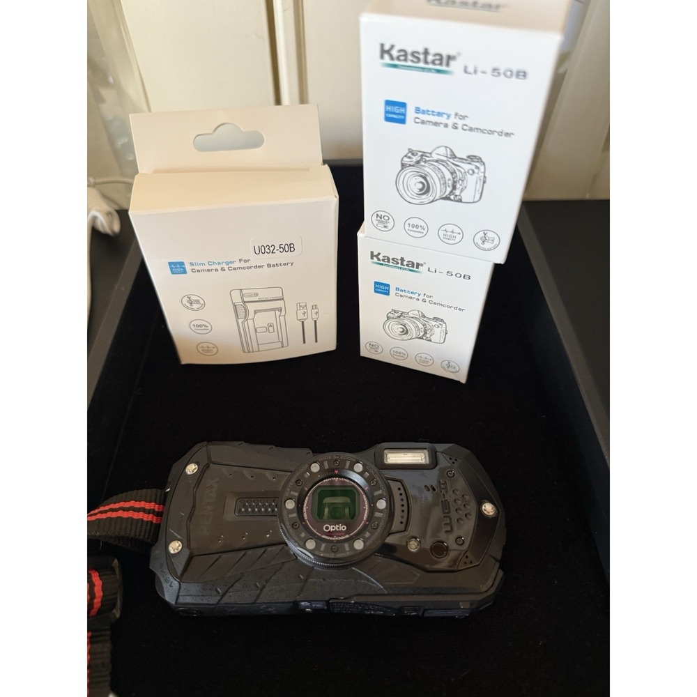 PENTAX Optio WG-II Digital Camera‎ BLACK. 3 Batteries 1 Battery Charger  3901